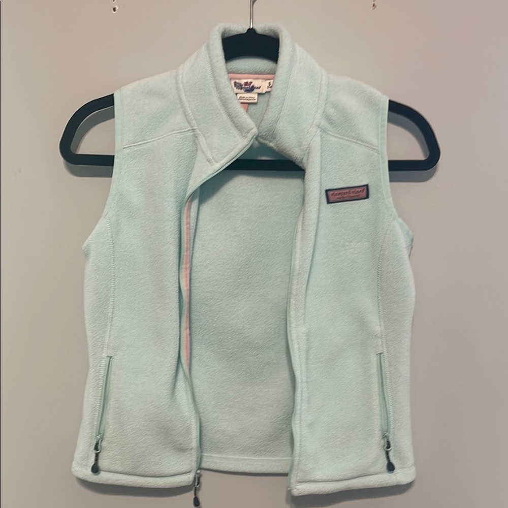 Vineyard Vines vest size S(7-8)